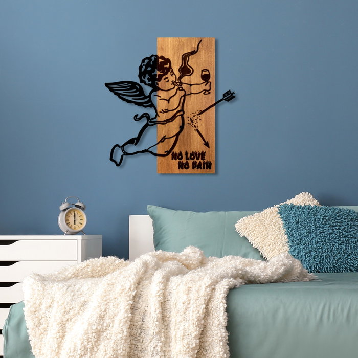 Wallity Wine & Eros - Escultura de pared de madera y metal en nogal y negro
